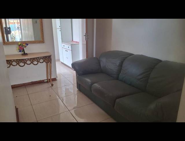 4 BEDROOM HOUSE FOR SALE IN TROYEVILLE